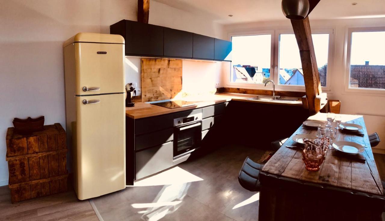 Appartement Chaleureux Et Lumineux Avec Vue ! Au Centre Alsace Selestat Luaran gambar